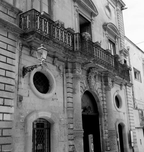 Palazzo Tondi-Vignola