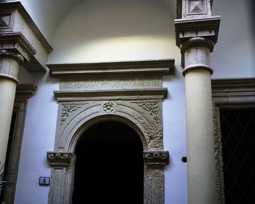 Corte Palazzo Berardelli - Via Scalfo 41