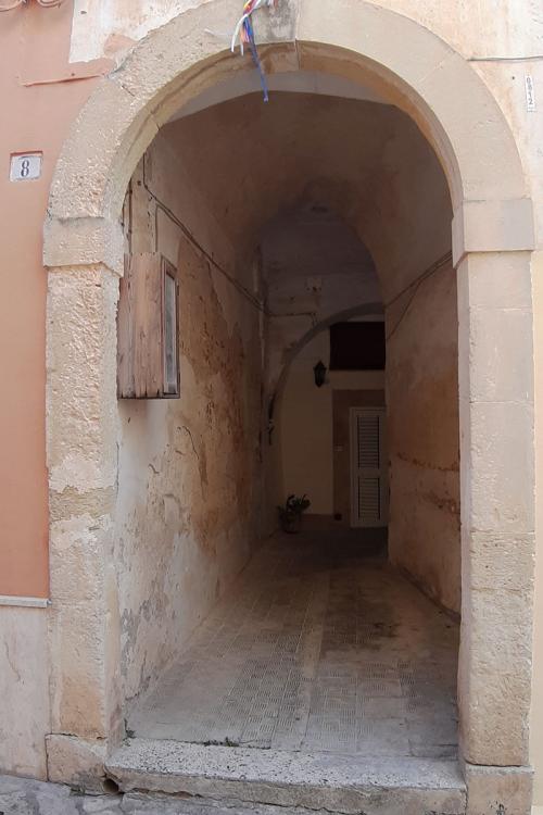 Courtyard Houses - Romani Street