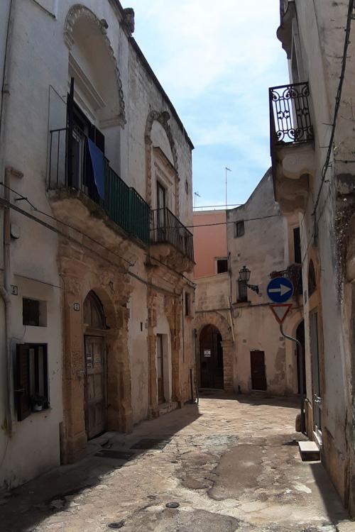 Courtyard – Nicolò Ferrando Street