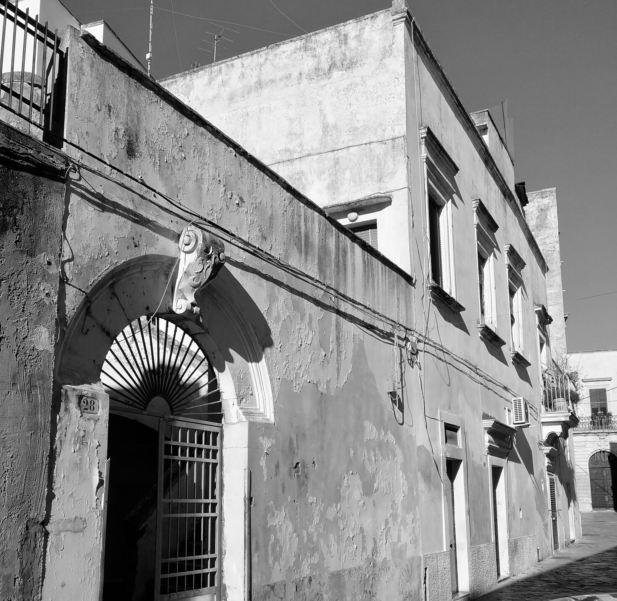 Visit Galatina - The Buildings - Mongiò dei Gigli Palace