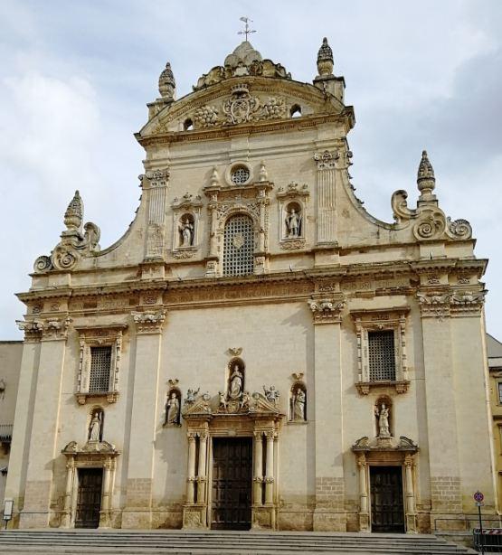 Visit Galatina - Le Chiese - Chiesa dei Santi Pietro e Paolo Apostoli