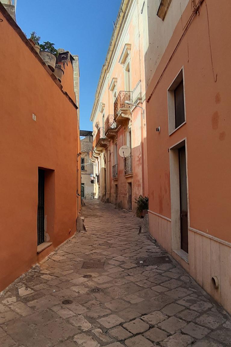 Courtyard Houses - Romani Street