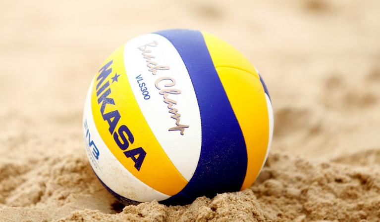 11 TORNEO DI BEACH VOLLEY