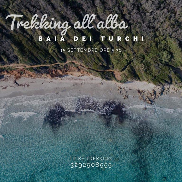 Trekking all'alba Baia dei Turchi